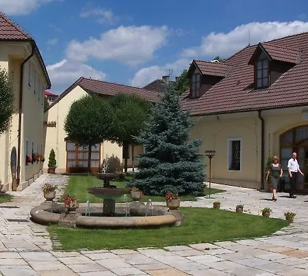 Ξενοδοχείο Baroko 3*